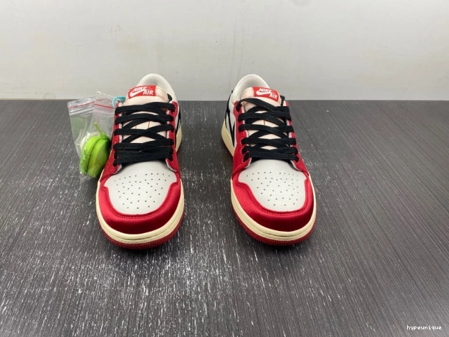 HYPE Home Trophy OG Air Room FN0432-017 Jordan x 1 Low 0816